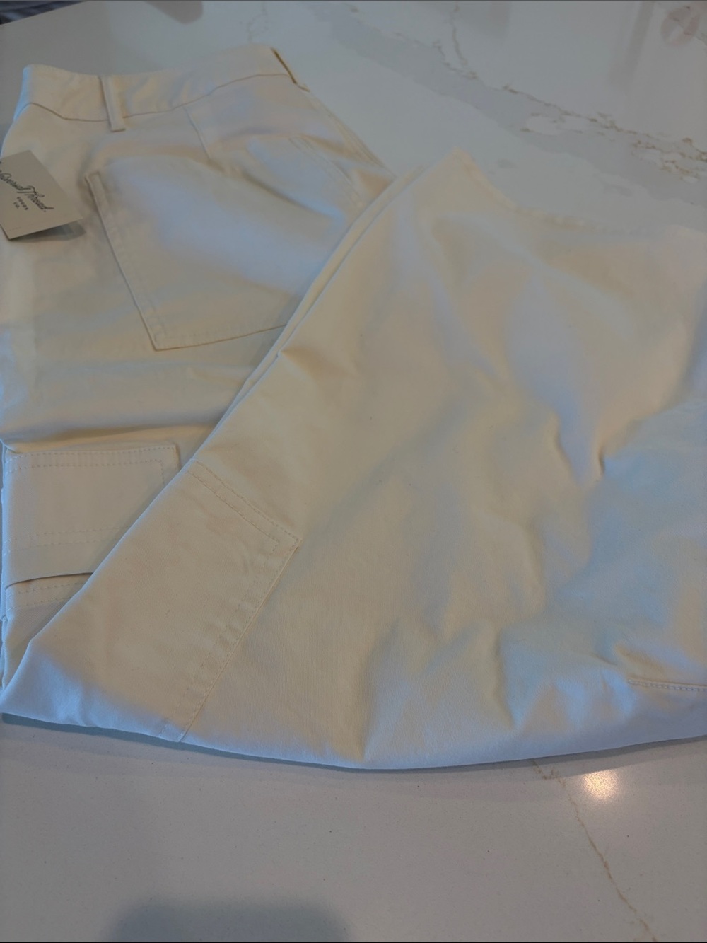 NWT Universal Thread Cream Wide-Leg Cargo Pants ladies 12
